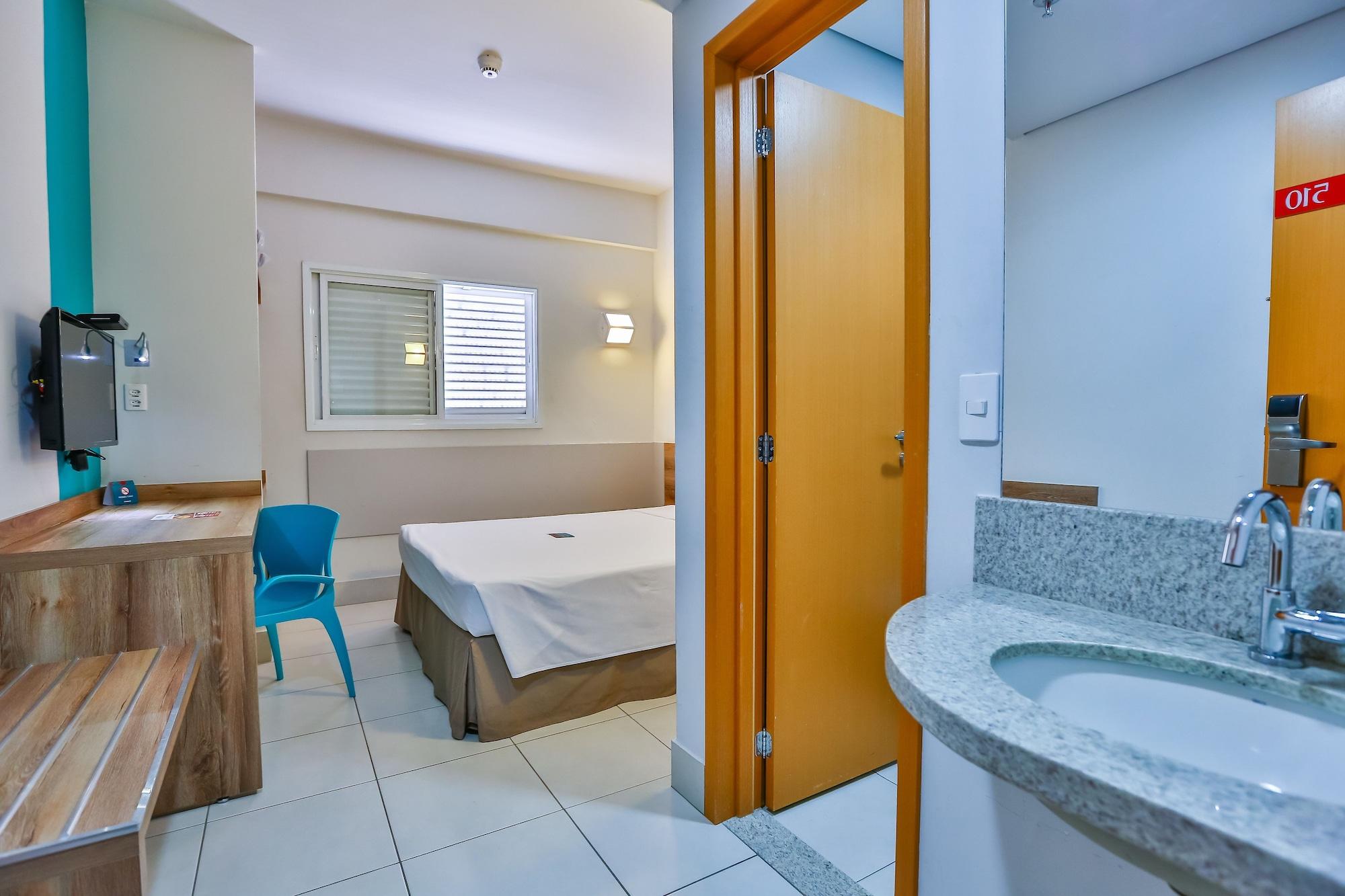 Mega Moda Hotel 3*