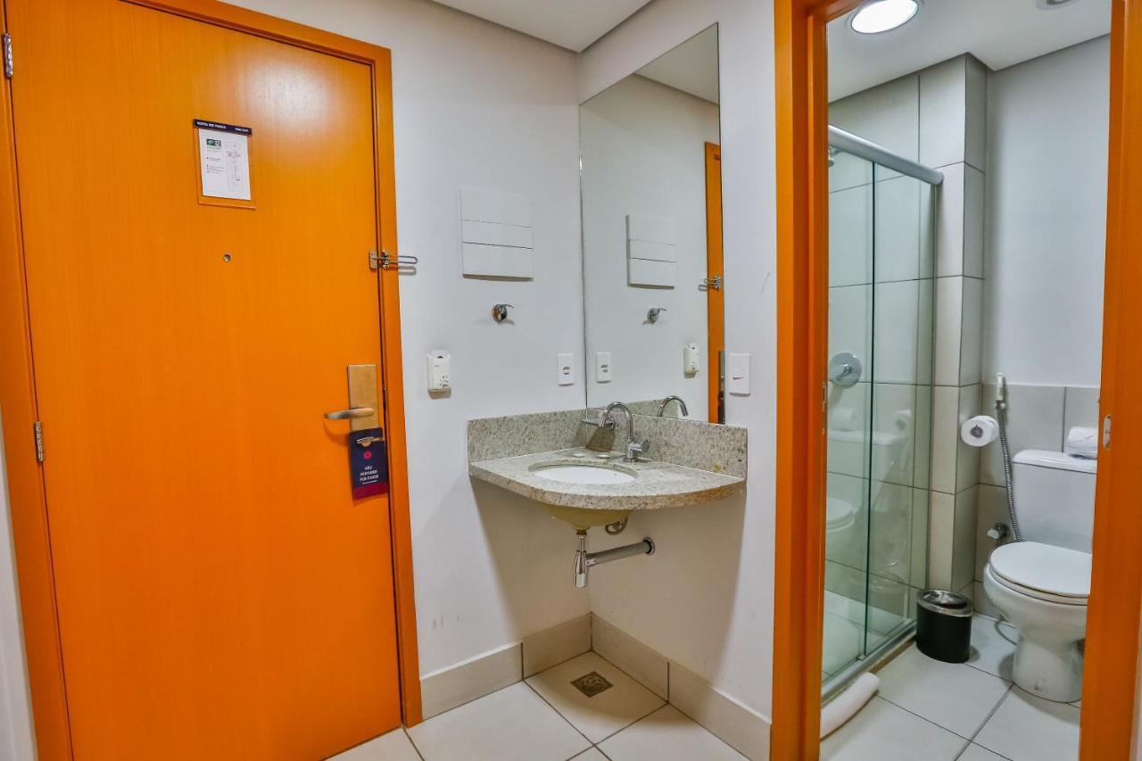 Mega Moda Hotel