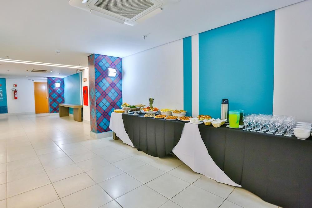 Mega Moda Hotel 3*