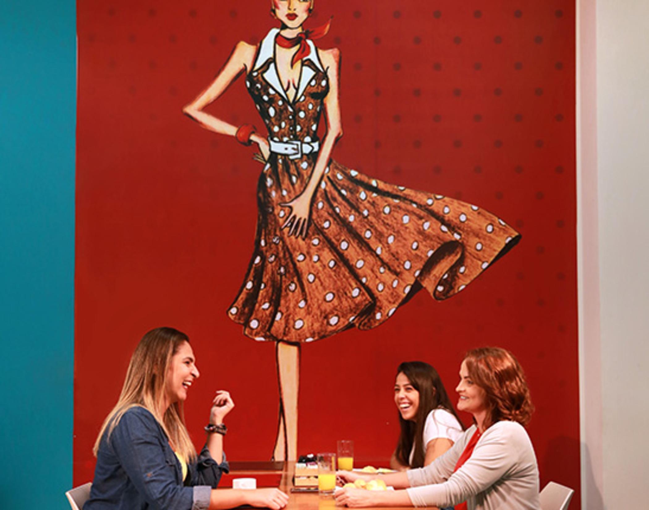 Mega Moda Hotel